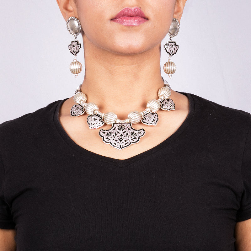 BLACK SILVER SET