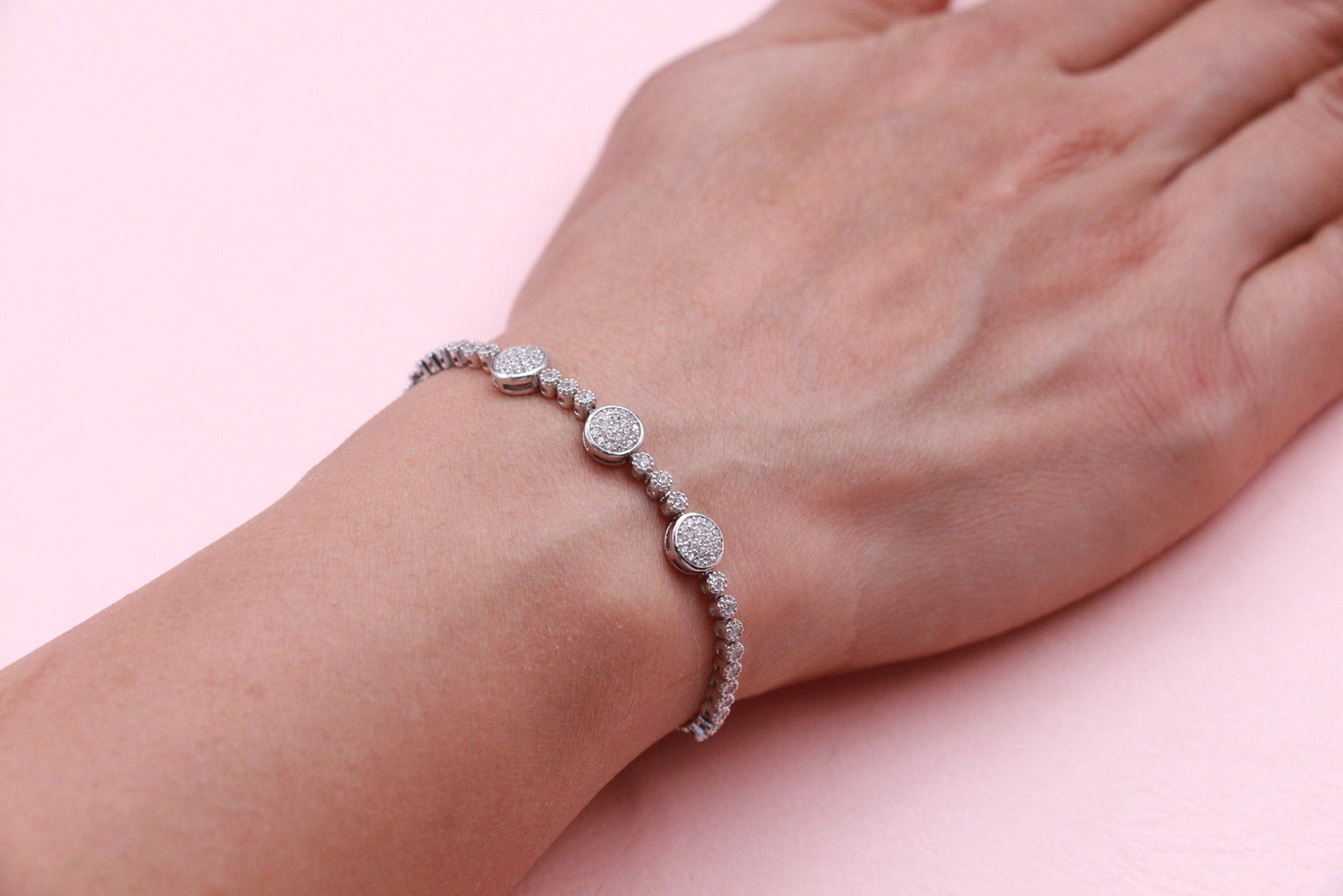 Illusion & Solitare Tennis Bracelet