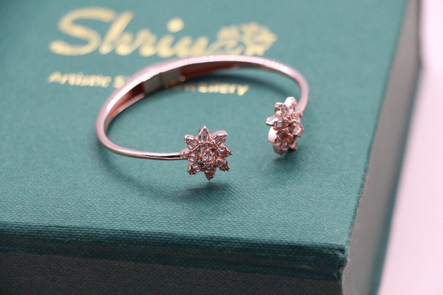 Fire Flower Modern Bracelet Rose Polish