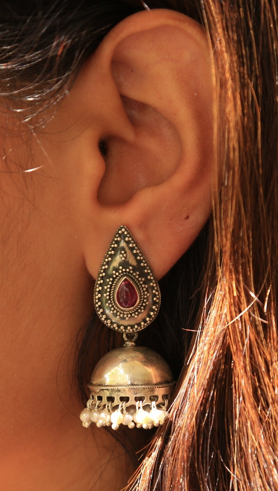 Samyukta Oxidize Kundan Jhumkas