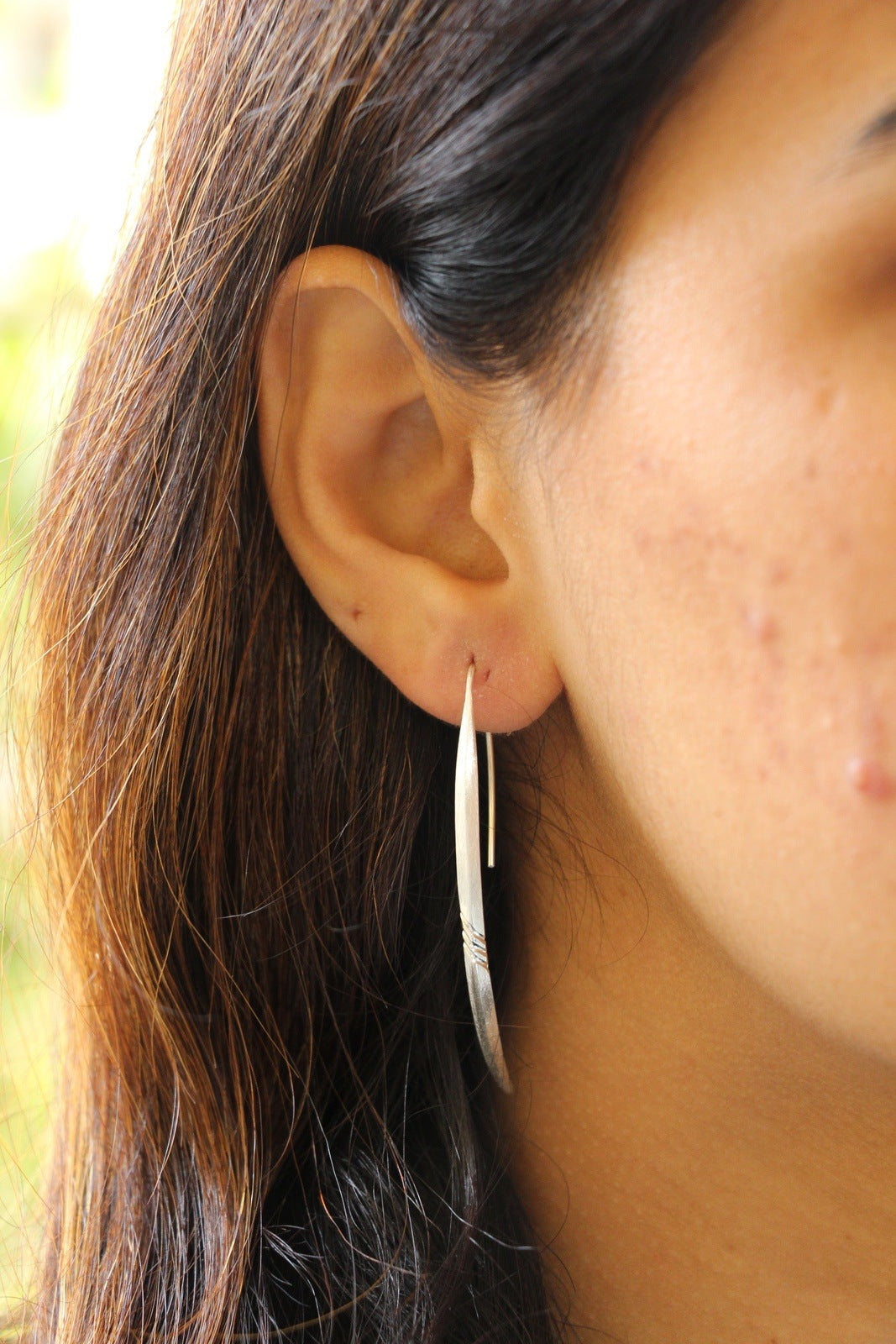 Moderna Silver Crescent Smart Hoops
