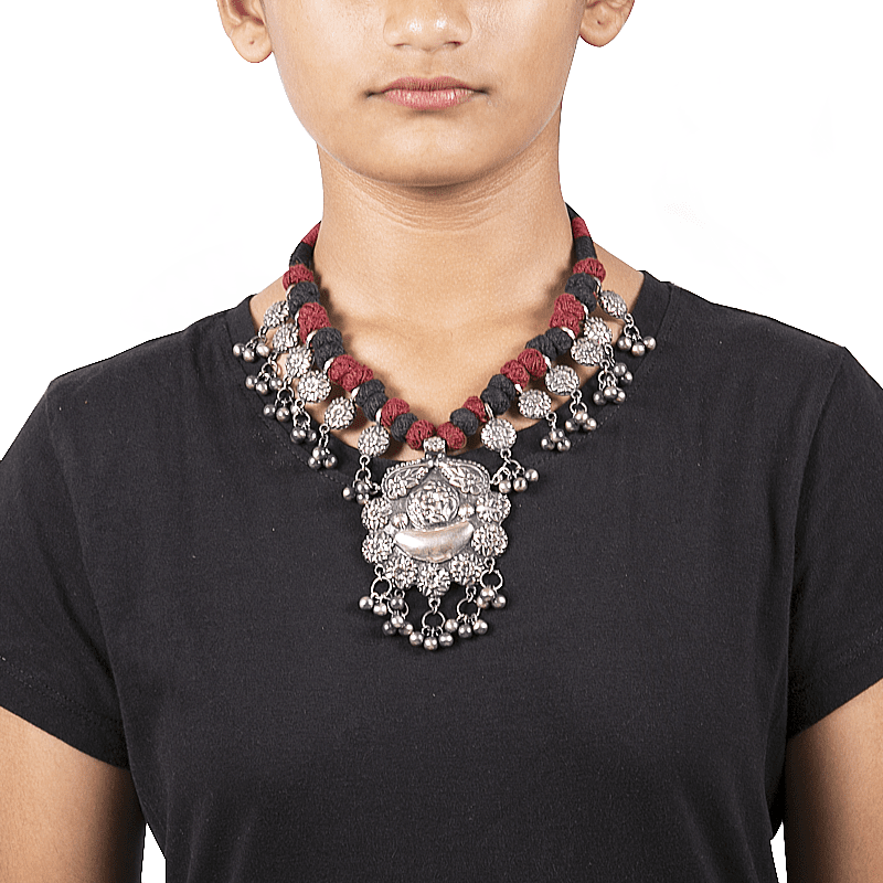 CHAPAI FLOWER ANTIQUE NECKLACE