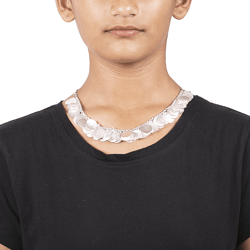 MODERN COIN ROUND NECKLACE