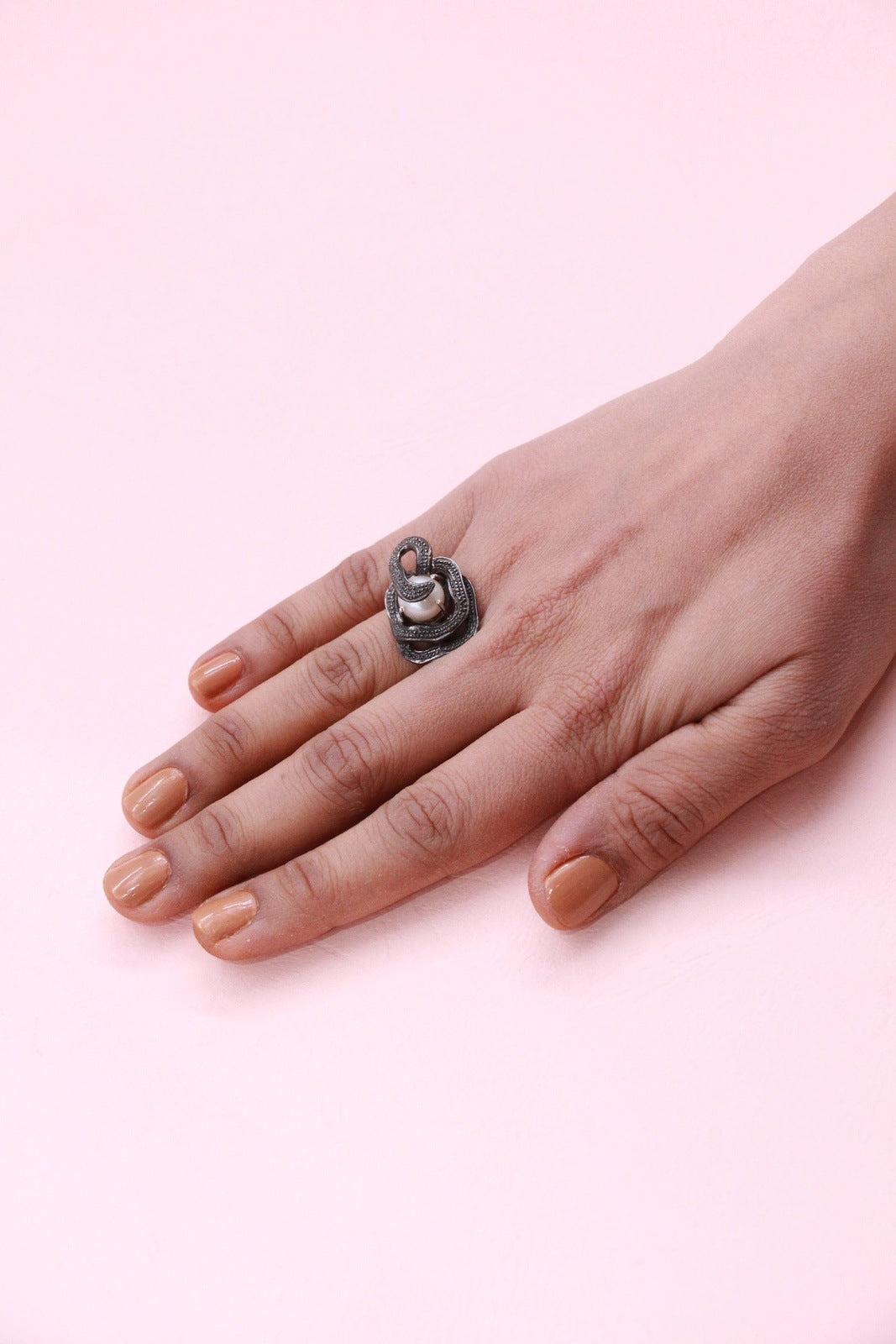 Serpentina Antique Pearl Ring