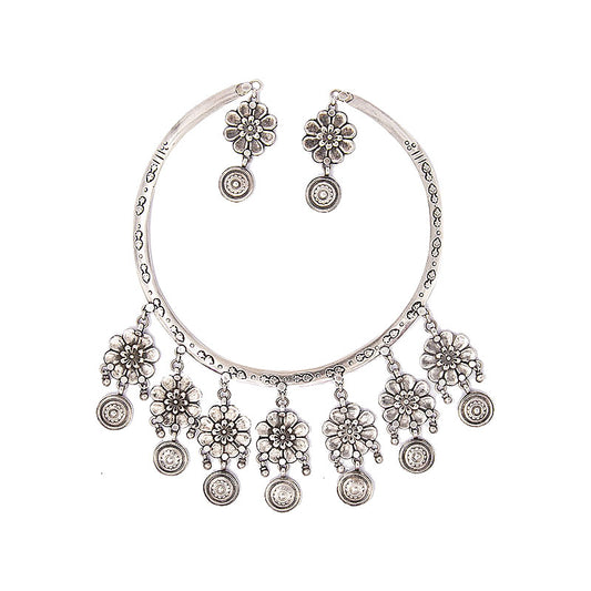FLOWER NECKLACE
