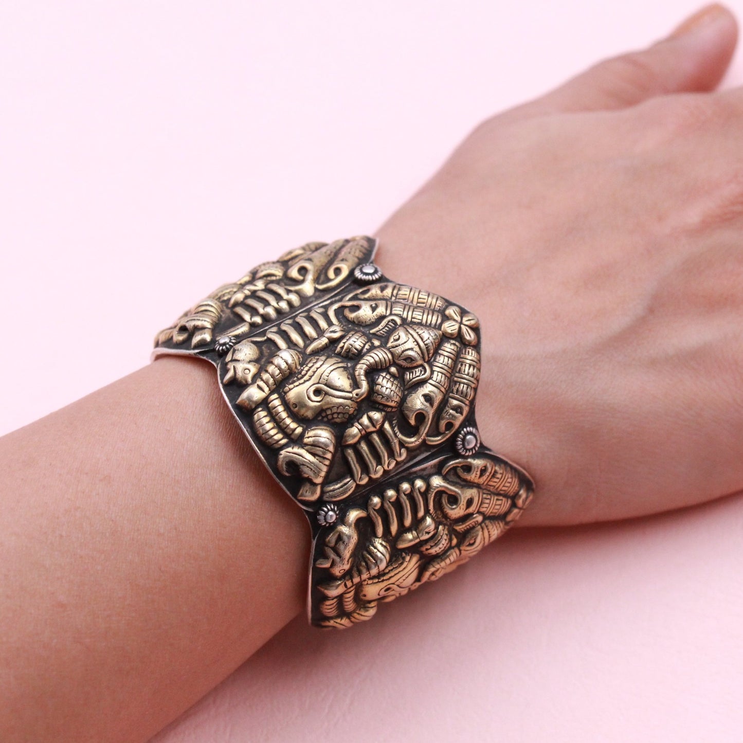 Resplendant Ganesha Temple Jewellery Bracelet