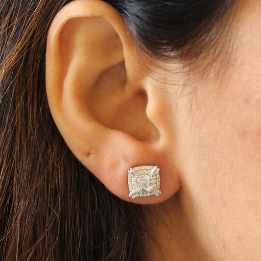 Silk square Cz Silver Studs