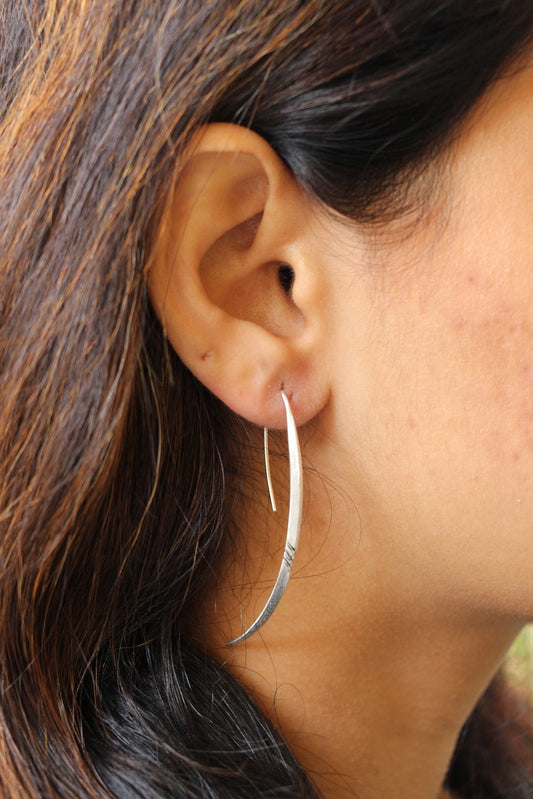 Moderna Silver Crescent Smart Hoops