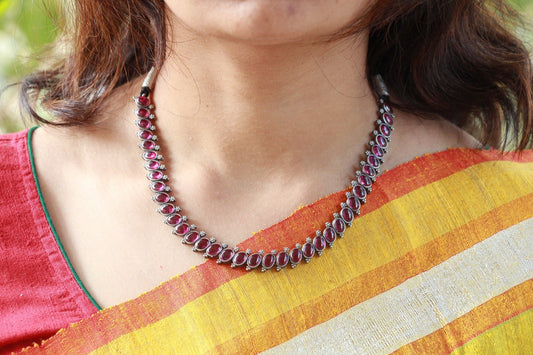 Red Kundan Circular Necklace