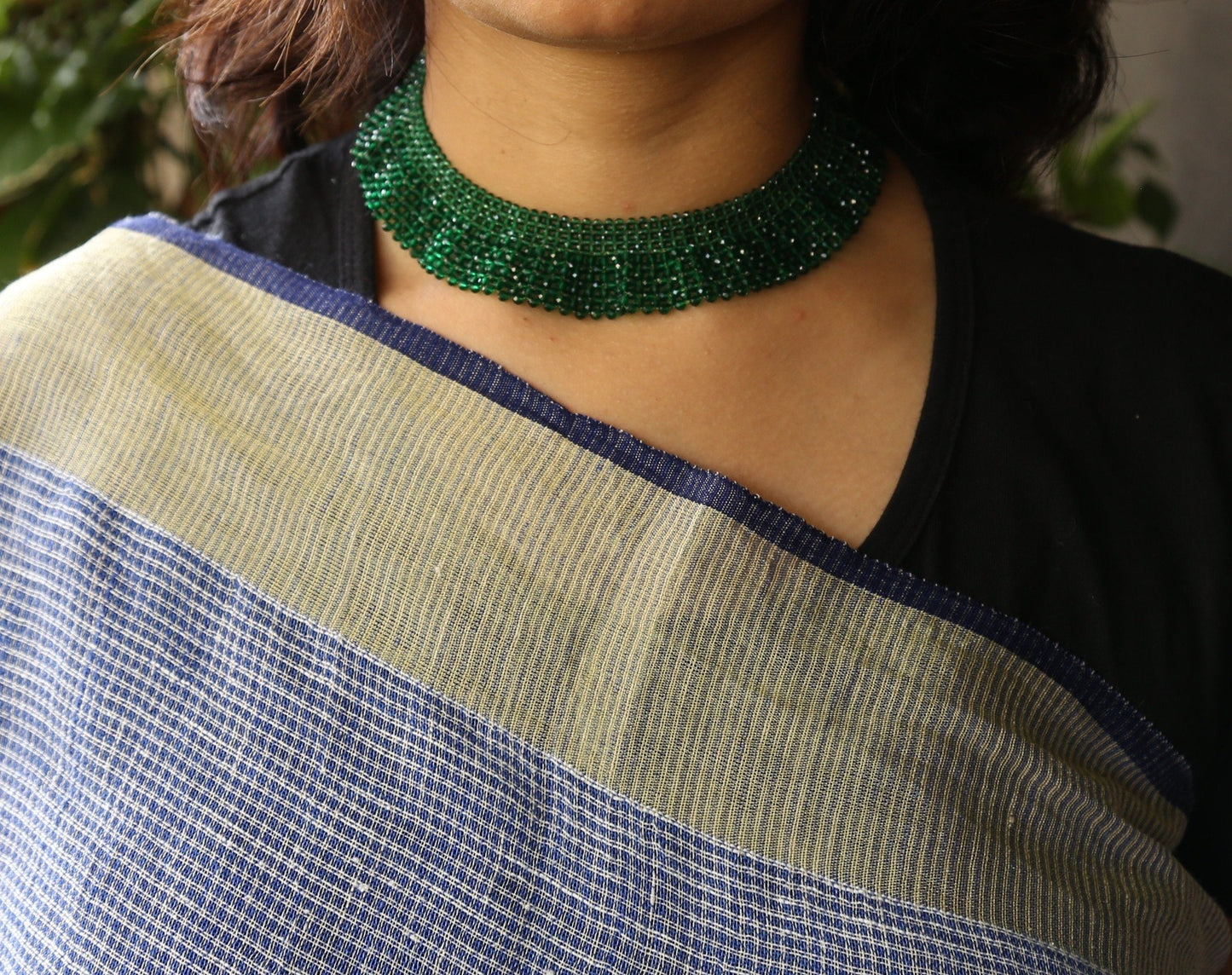 Emerald green net necklace