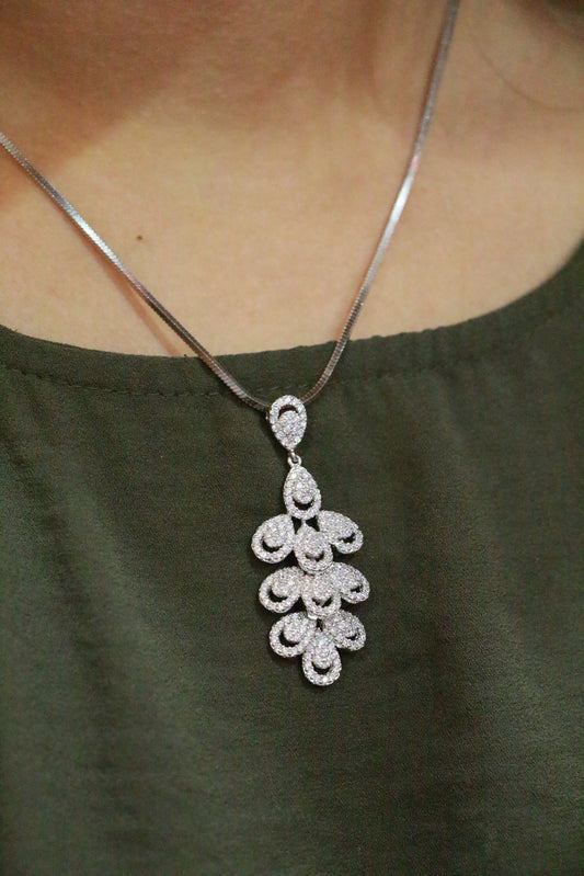 Grapevine Chandelier Silver Set