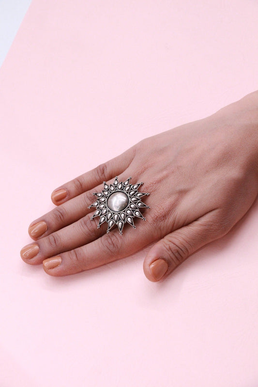 Great Carnation Floral Ring